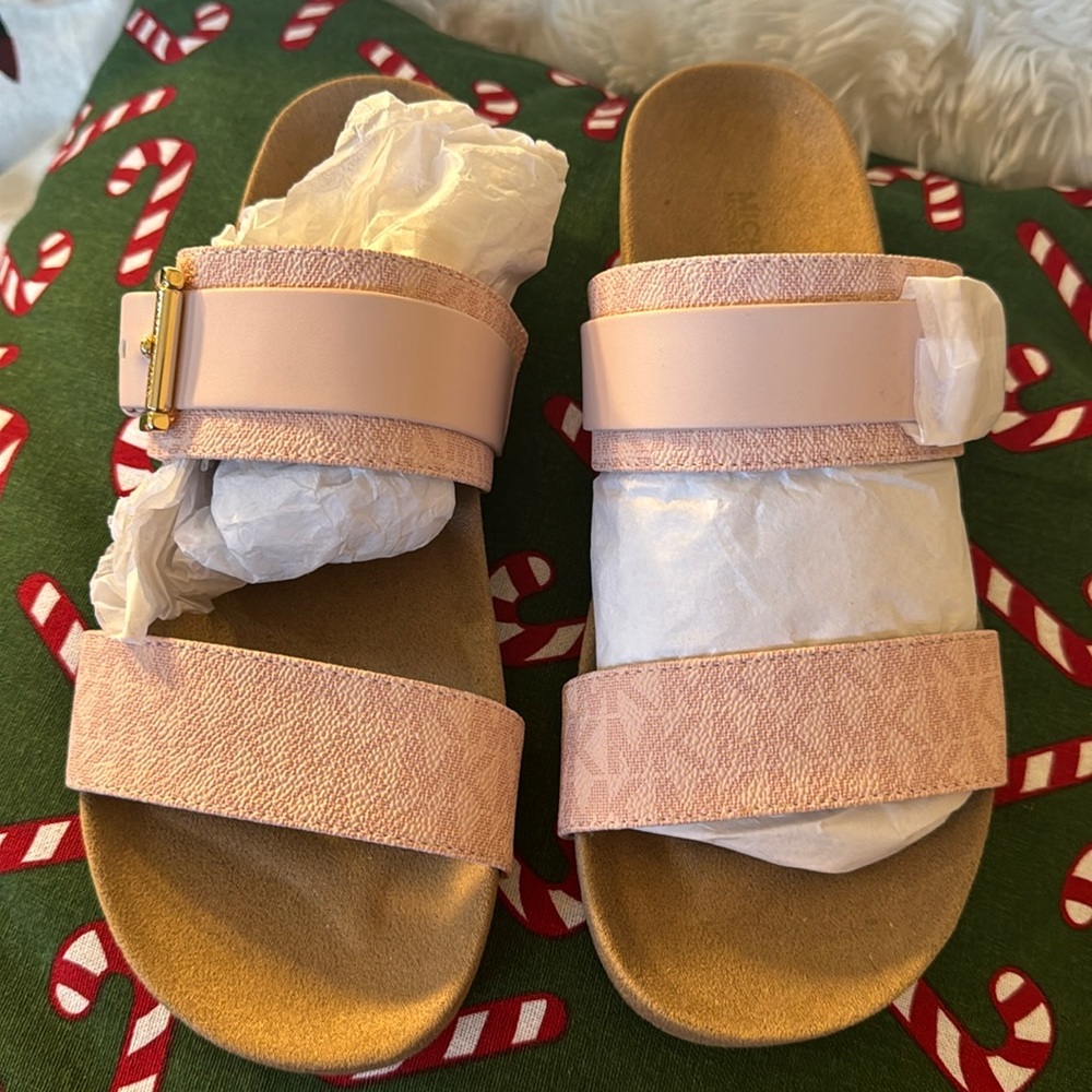 Brandnew Michael Kors Slides